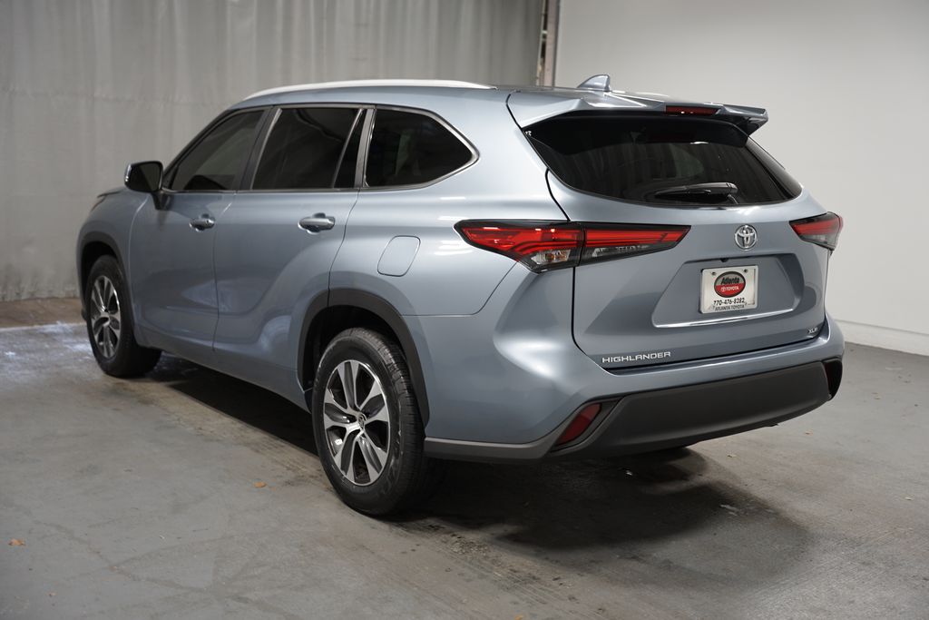 2023 Toyota Highlander XLE 6