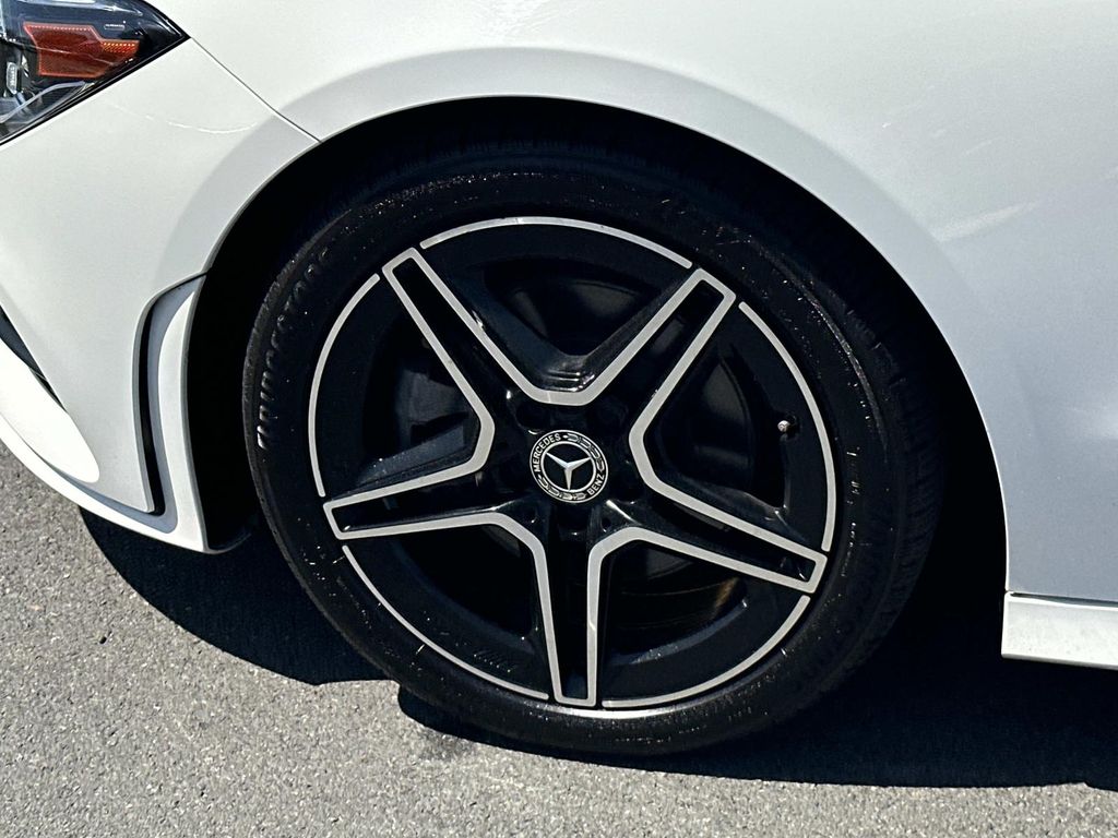 Thumbnail: 2023 Mercedes-Benz CLA - 9
