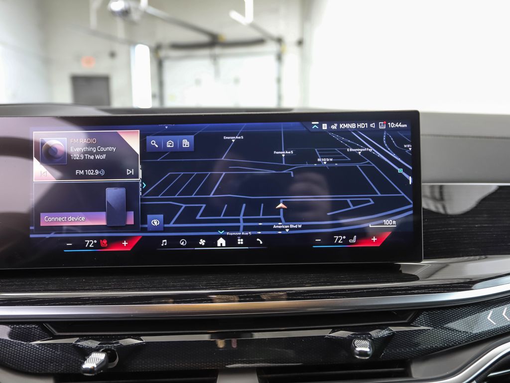 Thumbnail: 2026 BMW X5 - 15