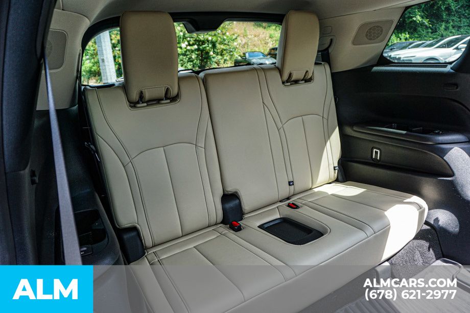 Used 2024 Gray INFINITI Sensory image 23