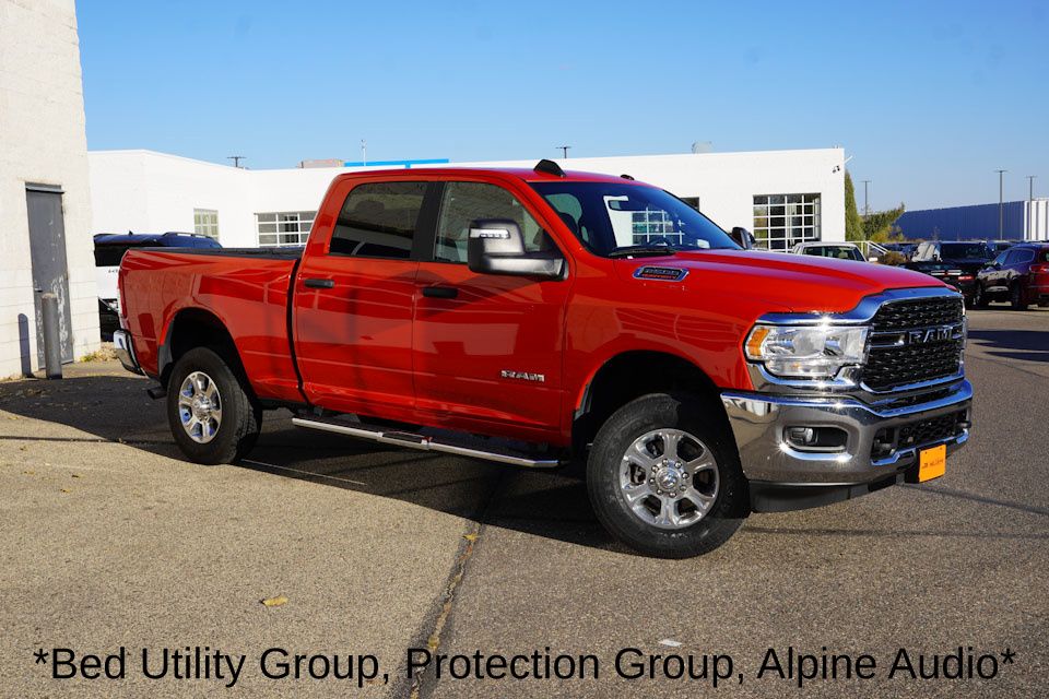 2024 RAM 2500 Big Horn Crew Cab 4WD