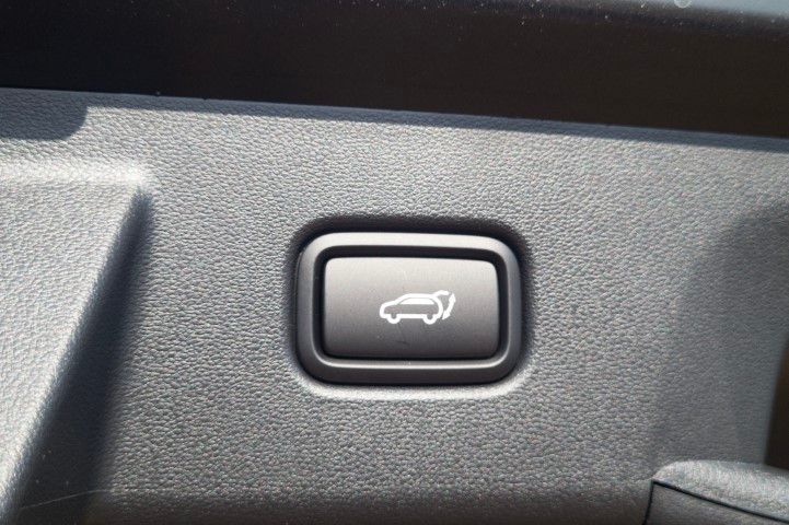 New 2026 Black Hyundai SEL image 8
