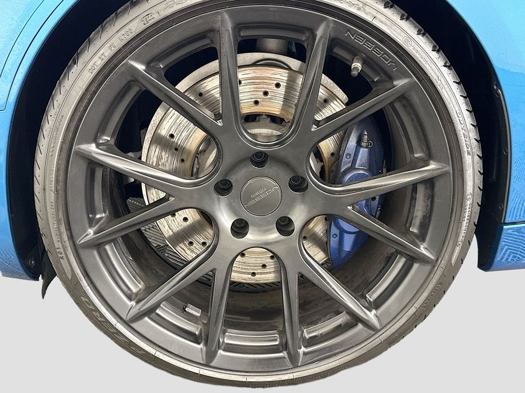 Thumbnail: 2017 BMW M2 - 29