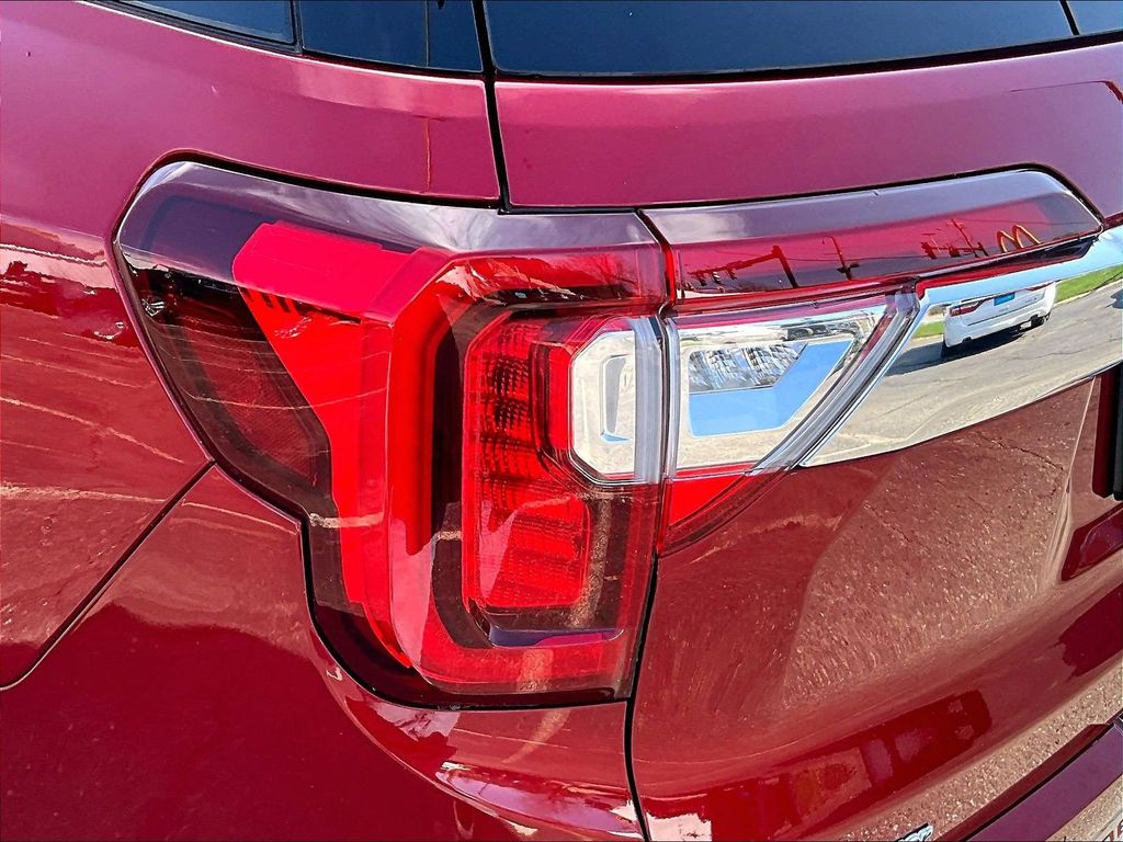 2023 GMC Acadia — photo 34