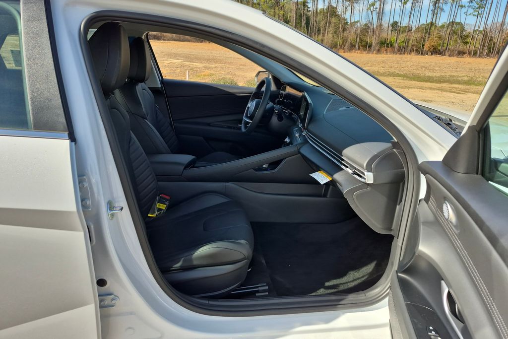 New 2026 White Hyundai Limited image 20