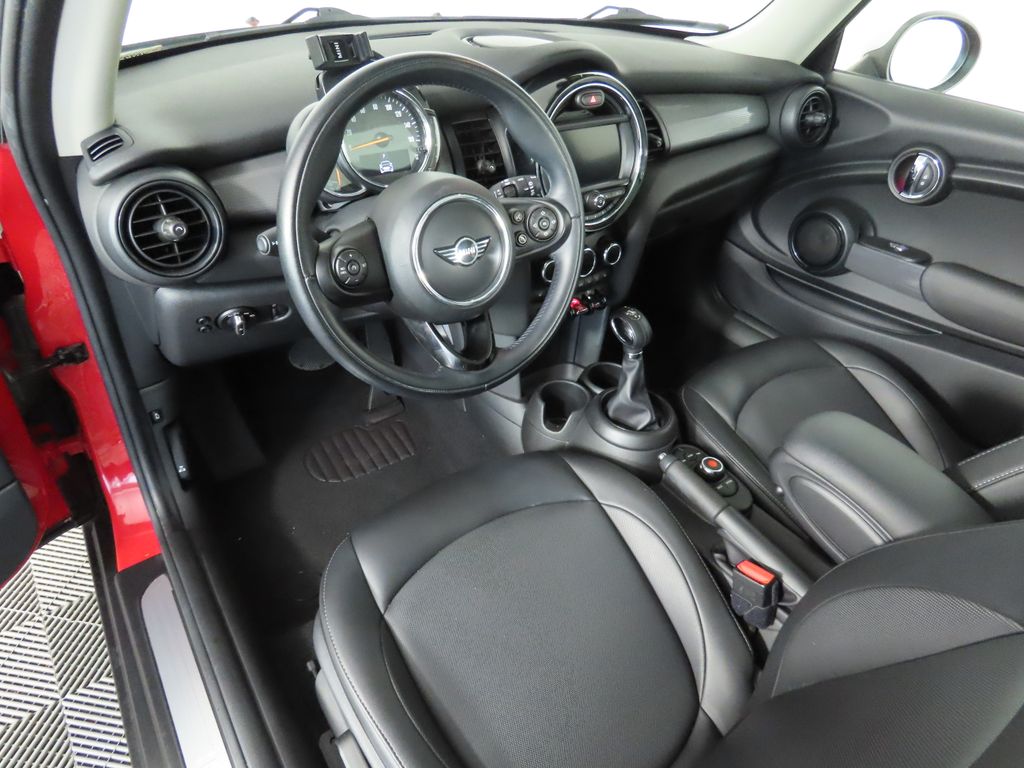 2019 MINI Cooper S 9
