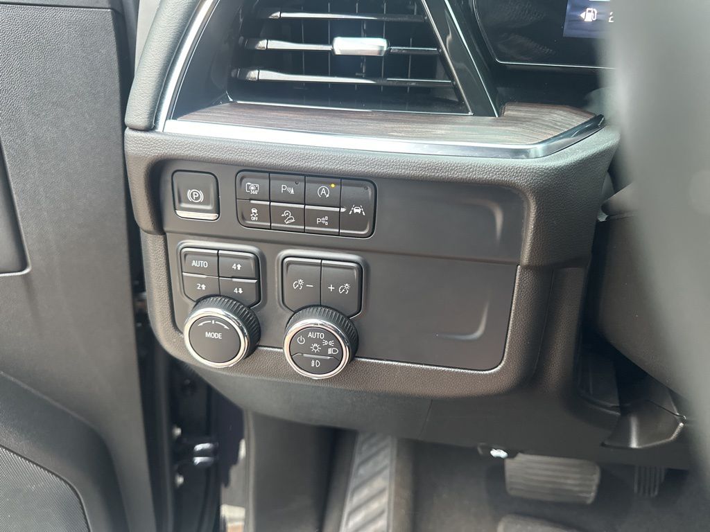 Used Car 2025 Chevrolet Tahoe  Z71 For Sale Under $70,000 In Austin, Texas