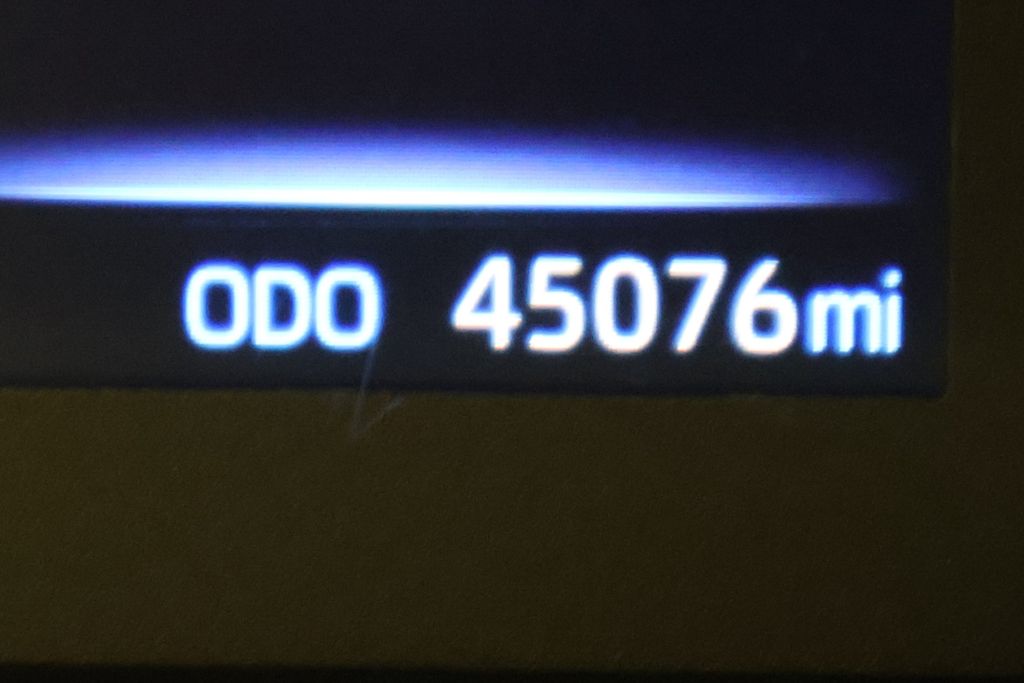 Thumbnail: 2025 Toyota Corolla - 25
