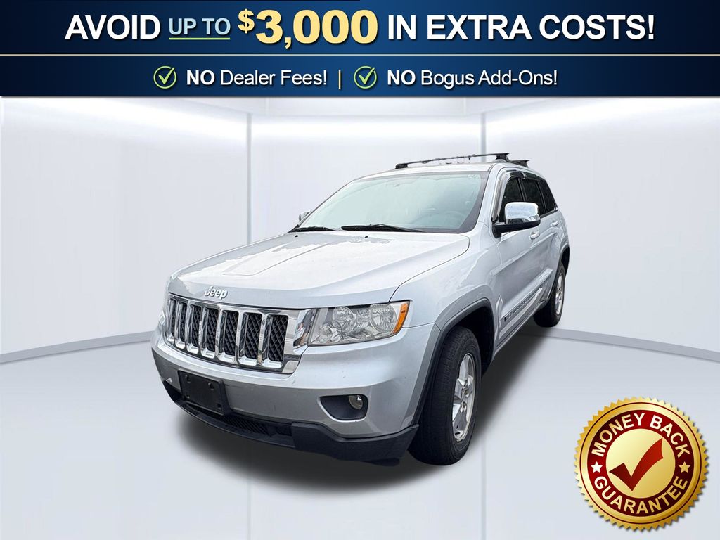 Bright Silver Metallic Clearcoat 2013 Jeep Grand Cherokee SUV / Crossover Four-Wheel Drive 5-Speed Automatic