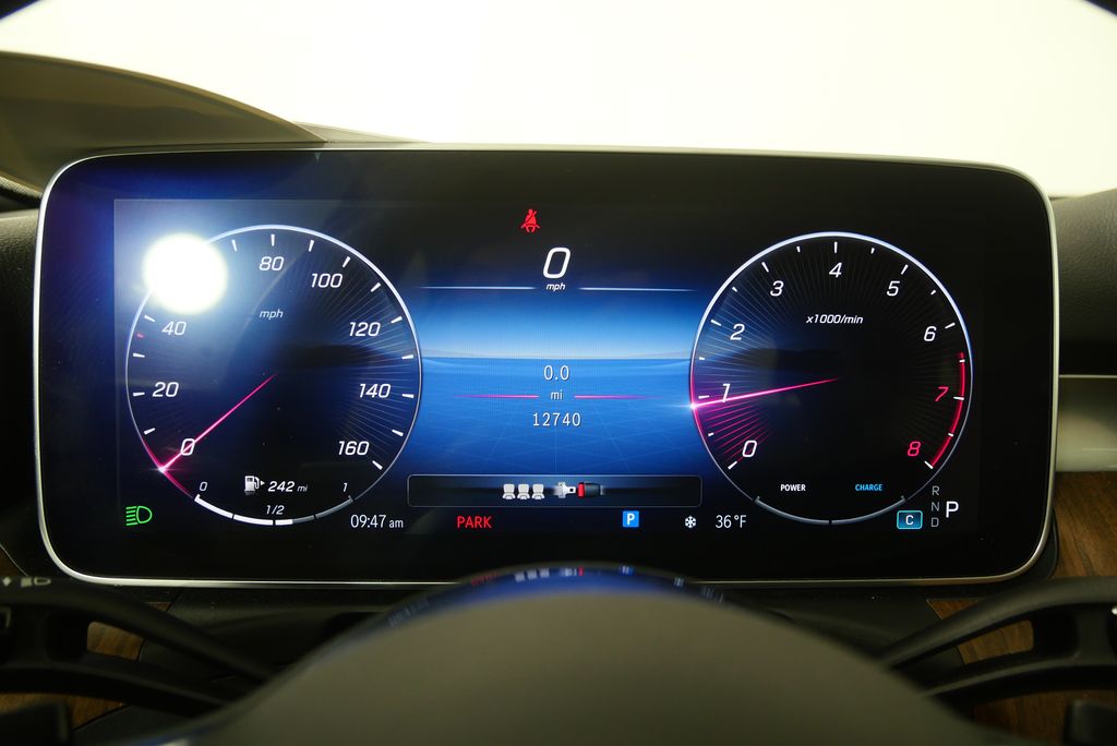 Thumbnail: 2023 Mercedes-Benz C-Class - 21