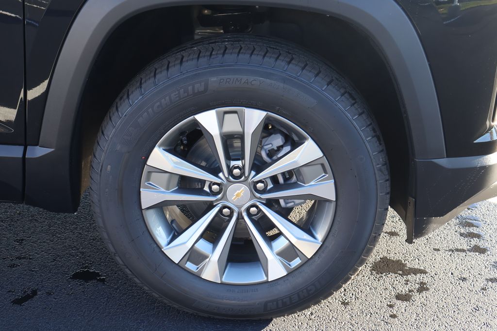 Thumbnail: 2026 Chevrolet Equinox - 11
