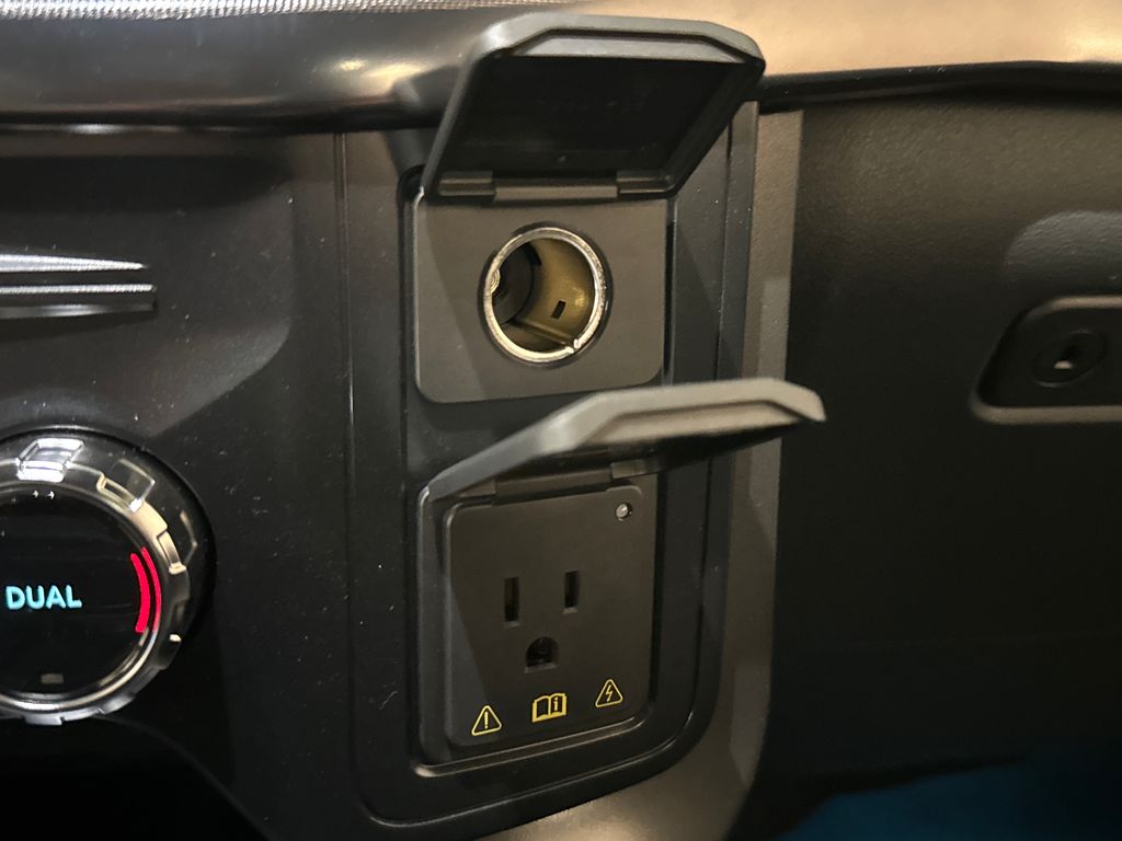 New 2026 Blue Ford Lariat image 33