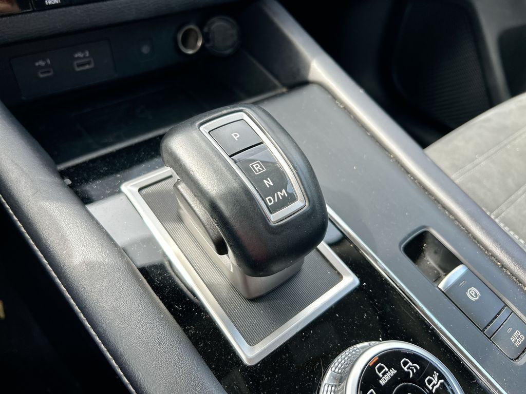 Thumbnail: 2024 Mitsubishi Outlander - 27
