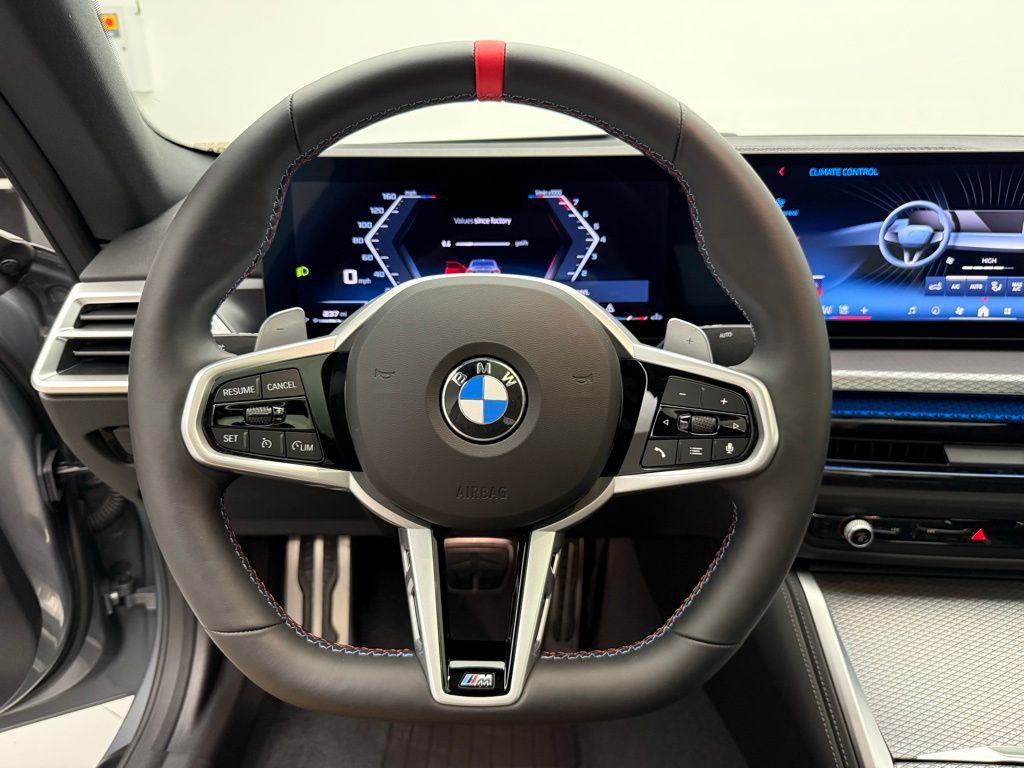 Thumbnail: 2025 BMW 2 Series - 12