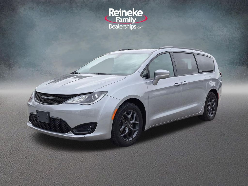 2018 Chrysler Pacifica Limited FWD