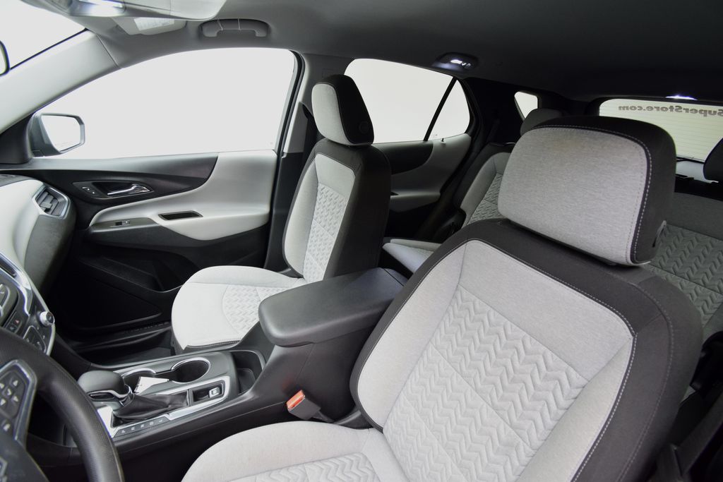 used 2023 Chevrolet Equinox car, priced at $18,400