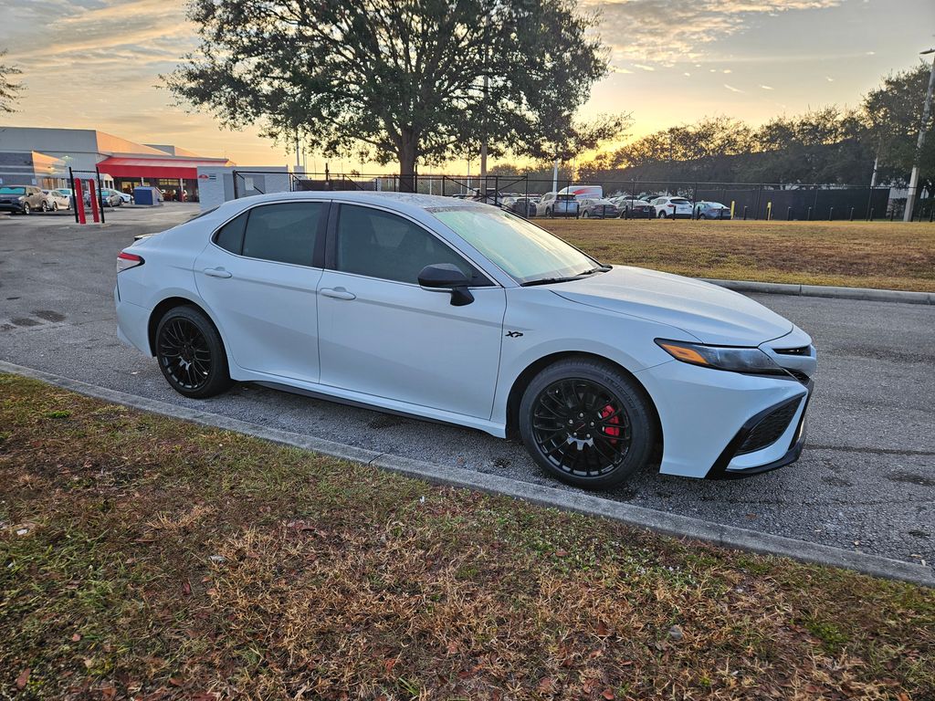 2024 Toyota Camry SE 7