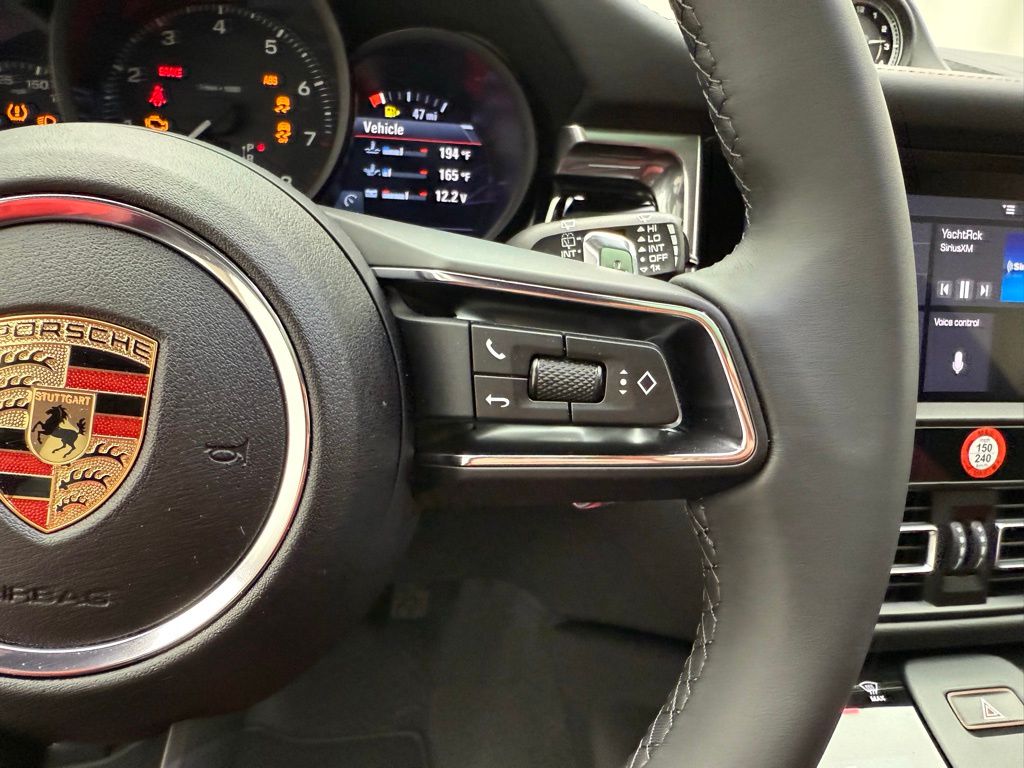 Thumbnail: 2025 Porsche Macan - 28