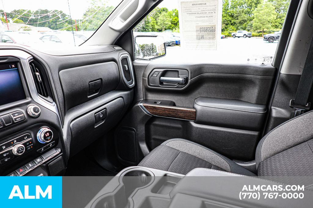 Used 2020 Gray GMC SLE image 41