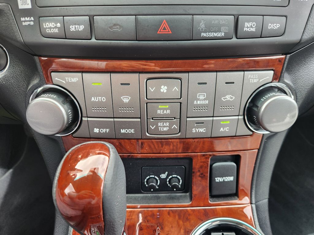 2012 Toyota Highlander Limited White at Emmons Autoplex