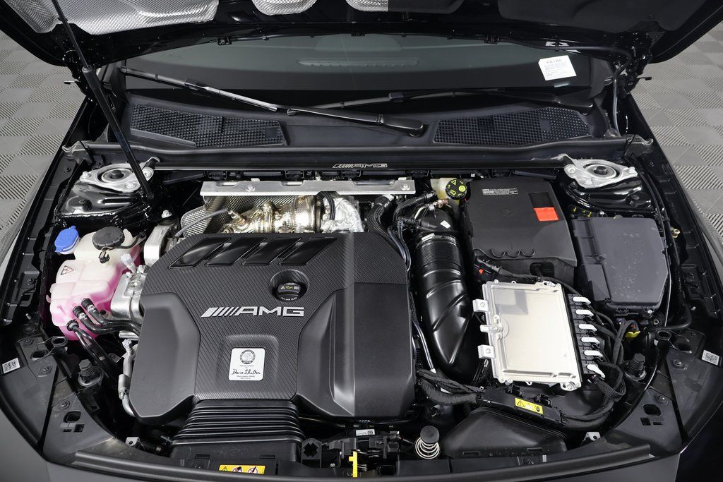 2025 Mercedes-Benz CLA 45 AMG 9