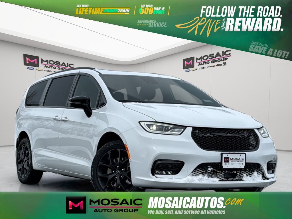 New 2026 Chrysler Pacifica Select Vans