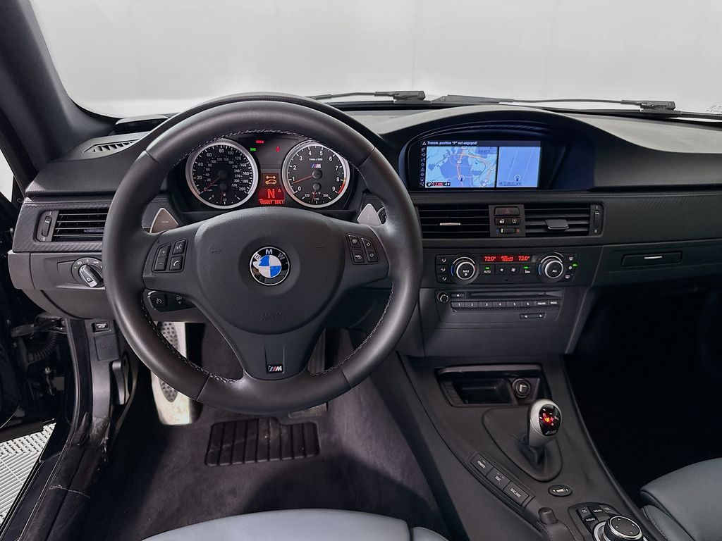Thumbnail: 2011 BMW M3 - 21