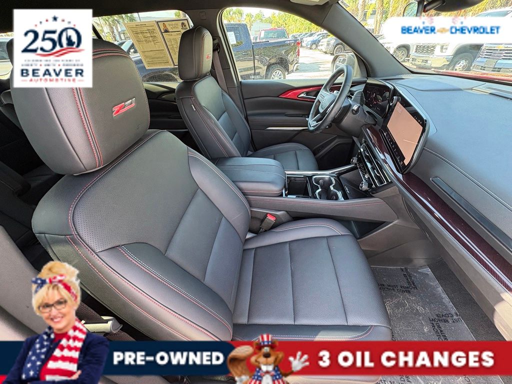 Used 2024 Chevrolet Traverse SUV
