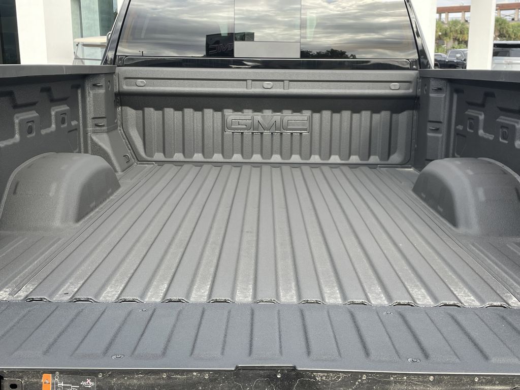 new 2025 GMC Sierra 2500HD car, priced at $67,420