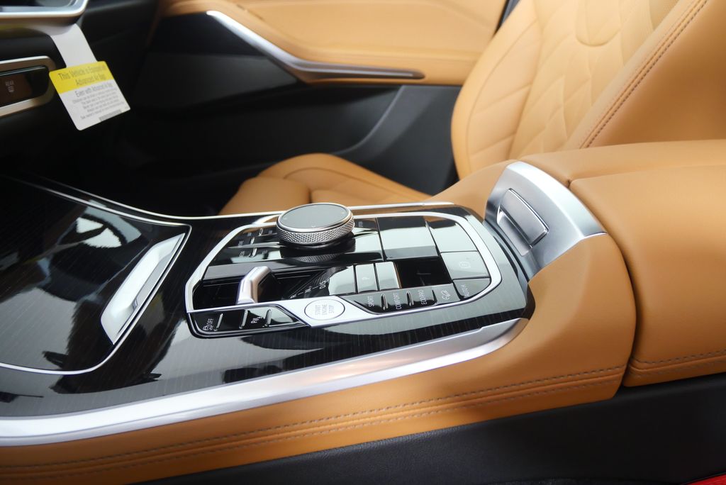 Thumbnail: 2026 BMW X5 - 20