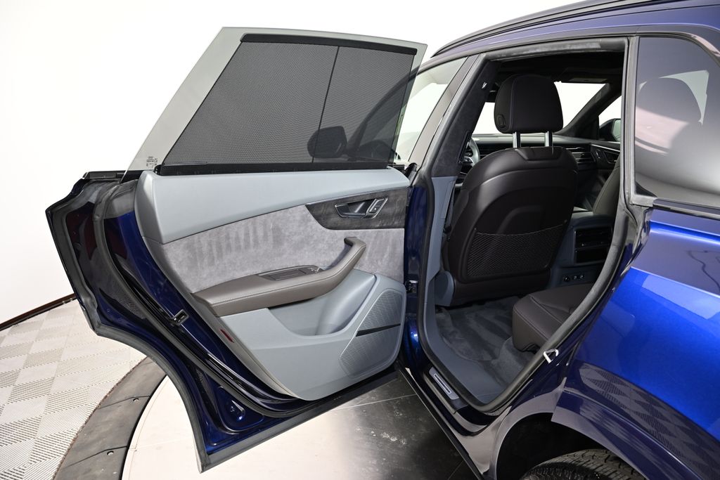 2019 Audi Q8 Prestige 23