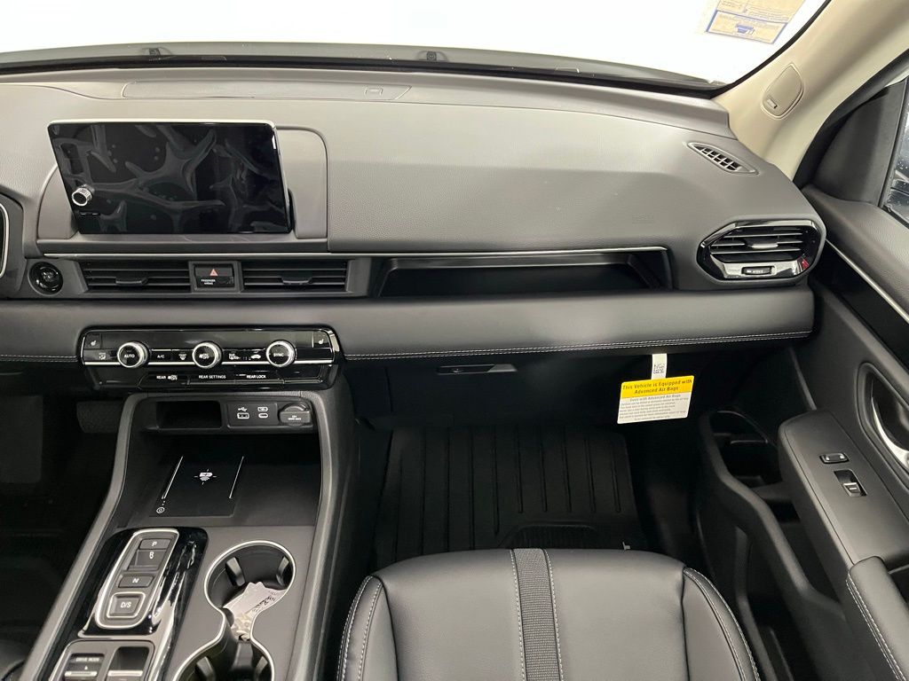 Thumbnail: 2025 Honda Pilot - 16