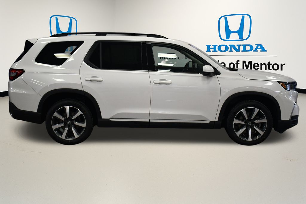 Thumbnail: 2023 Honda Pilot - 7