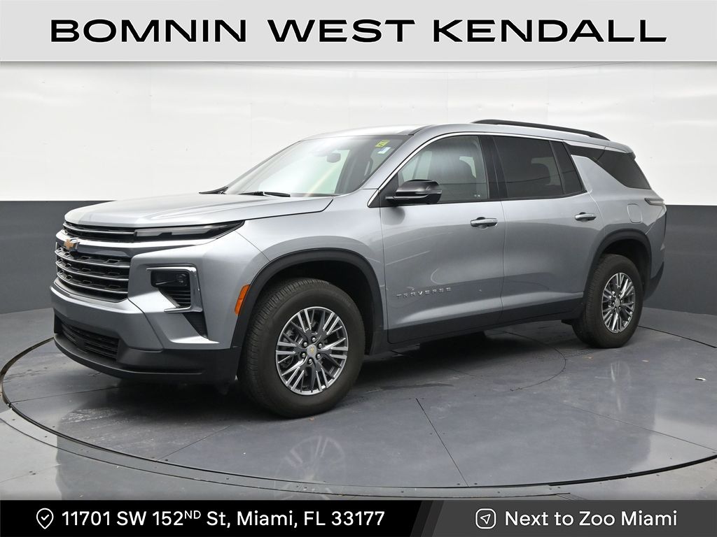  2024 Chevrolet Traverse LS FWD   