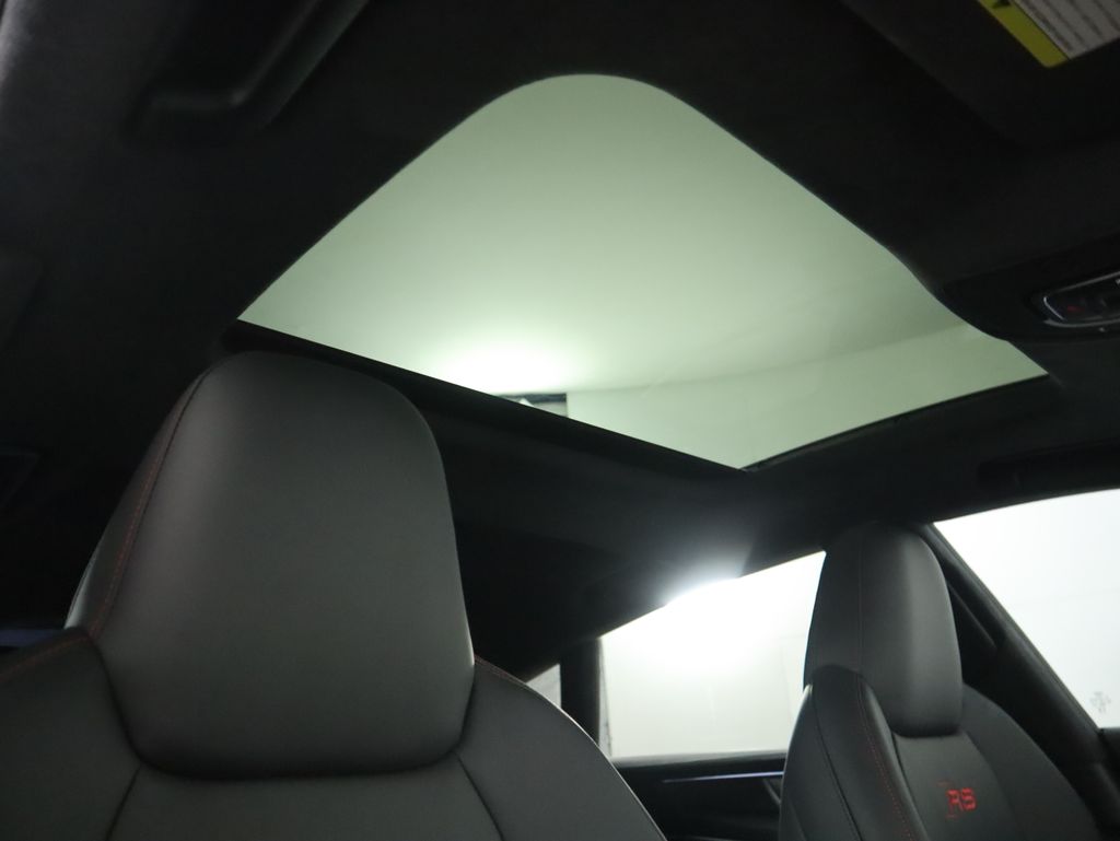 Thumbnail: 2026 Audi RS 7 - 20