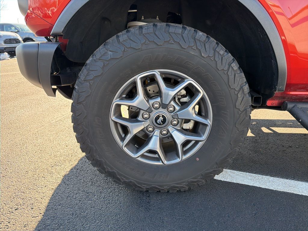 Thumbnail: 2022 Ford Bronco - 10