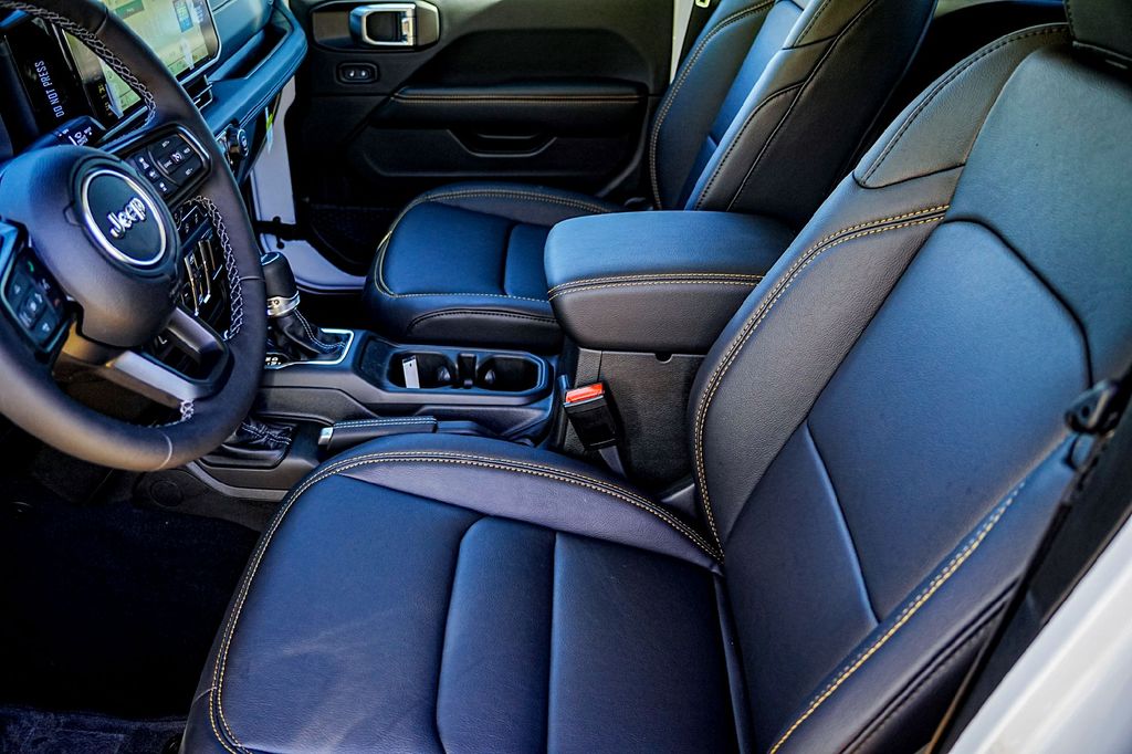 New Car 2025 Jeep Gladiator  For Sale Under $50,000 In Taylor, Texas