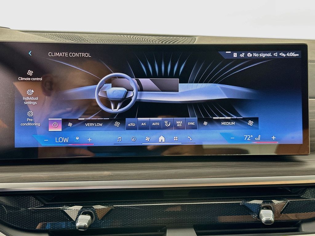 Thumbnail: 2026 BMW X5 - 14