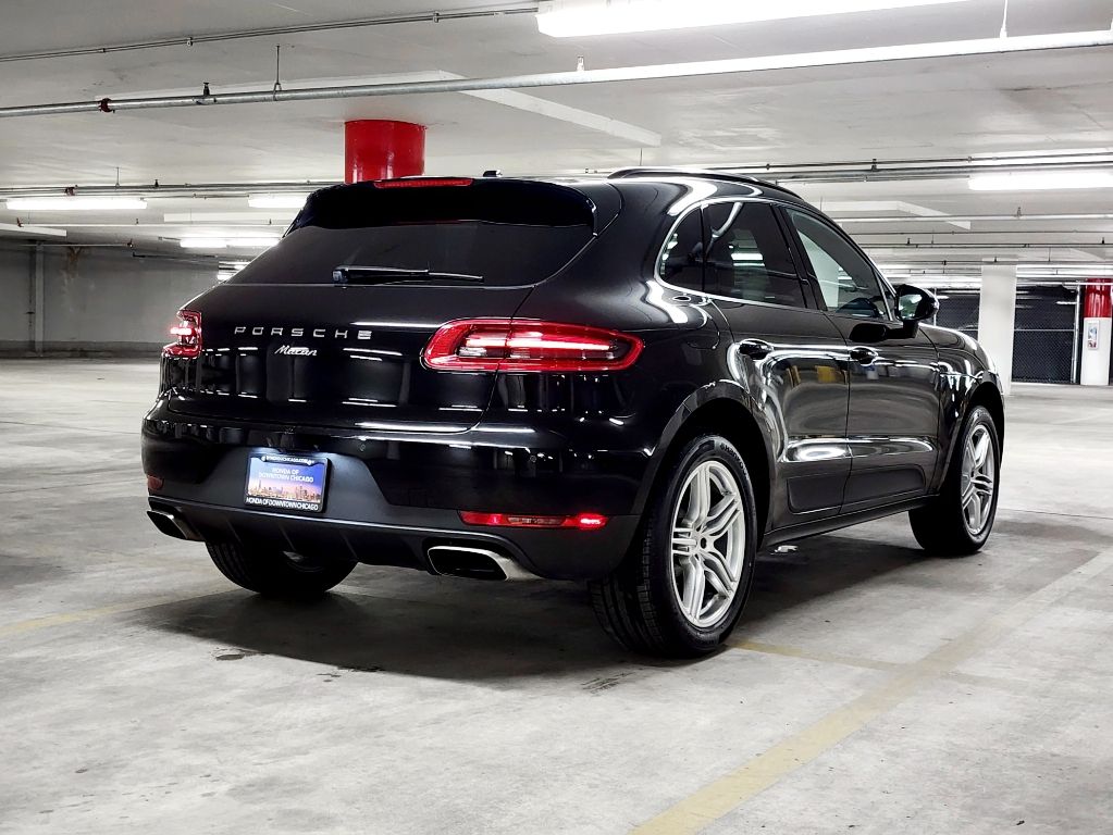 2018 Porsche Macan Base 6