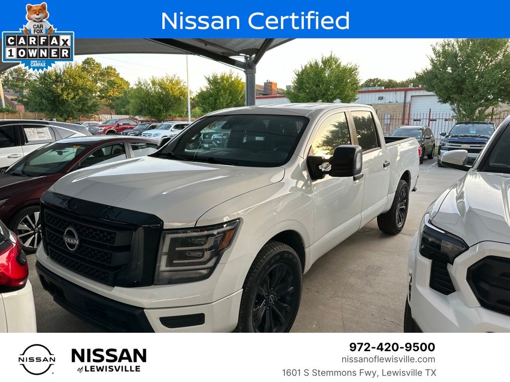 Glacier White 2023 Nissan Titan Pickup Truck Four-Wheel Drive 9-Speed Automatic