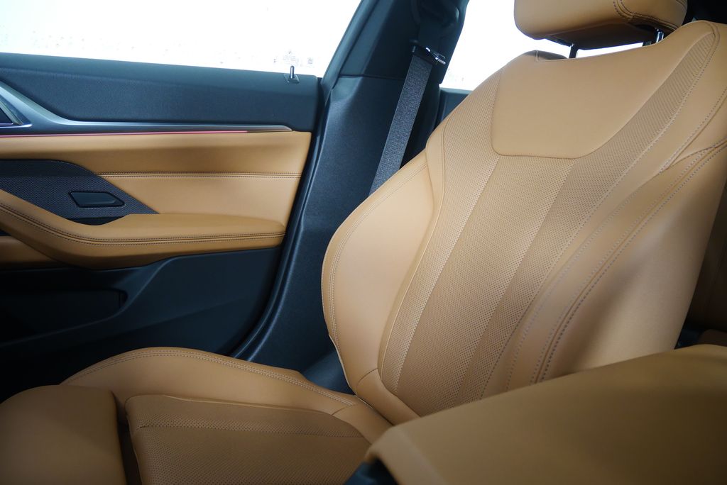 Thumbnail: 2025 BMW 4 Series - 30