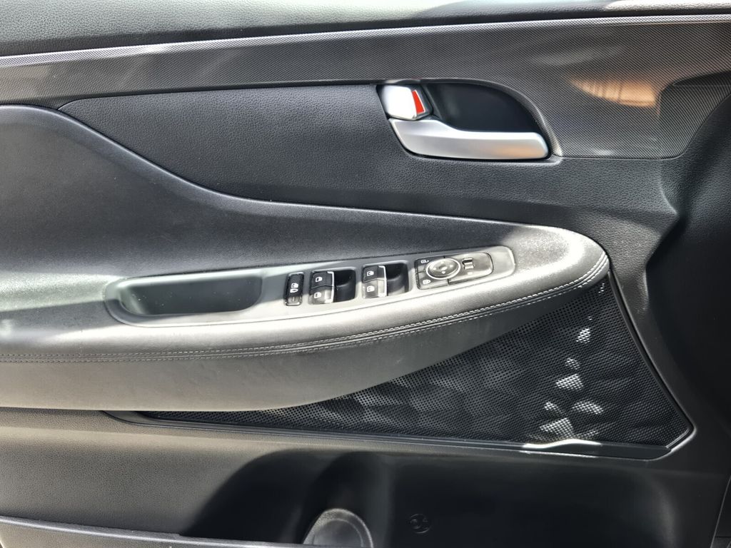 2023 Hyundai Santa Fe - $23,599