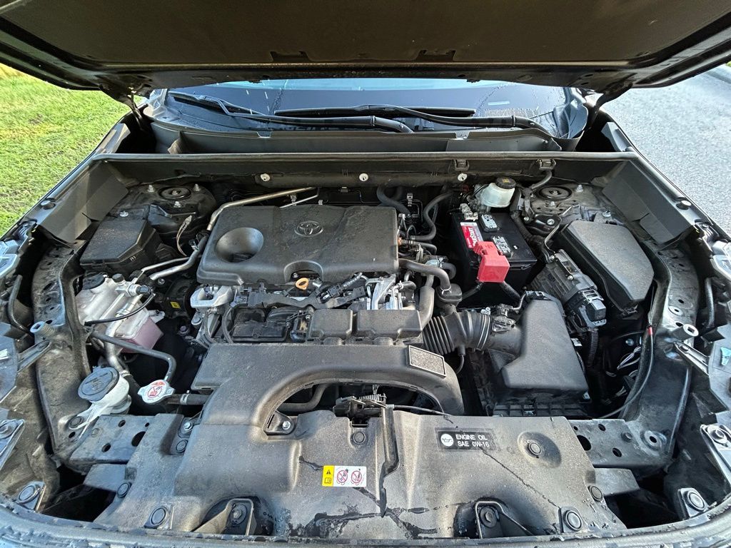 Thumbnail: 2021 Toyota RAV4 - 11