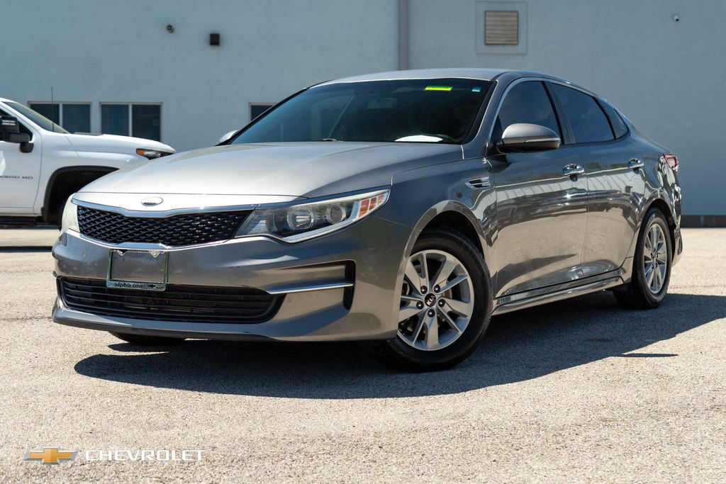 Titanium Silver 2018 Kia Optima LX Sedan Front-Wheel Drive 6-Speed Automatic
