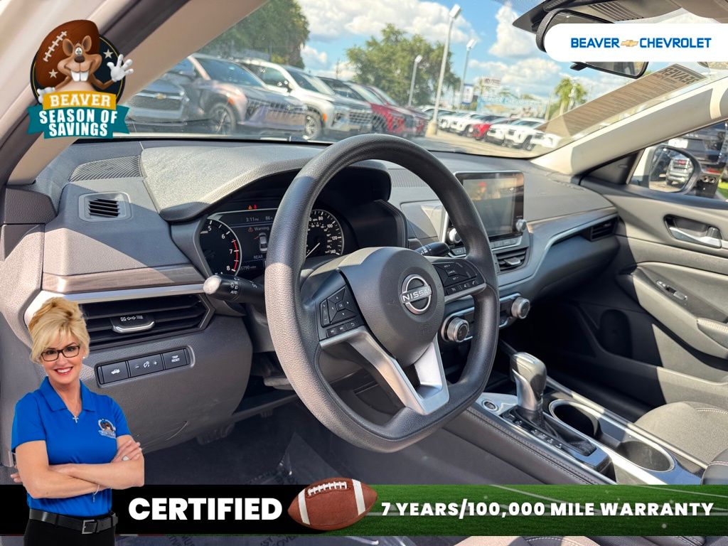 Used 2023 Nissan Altima Sedan