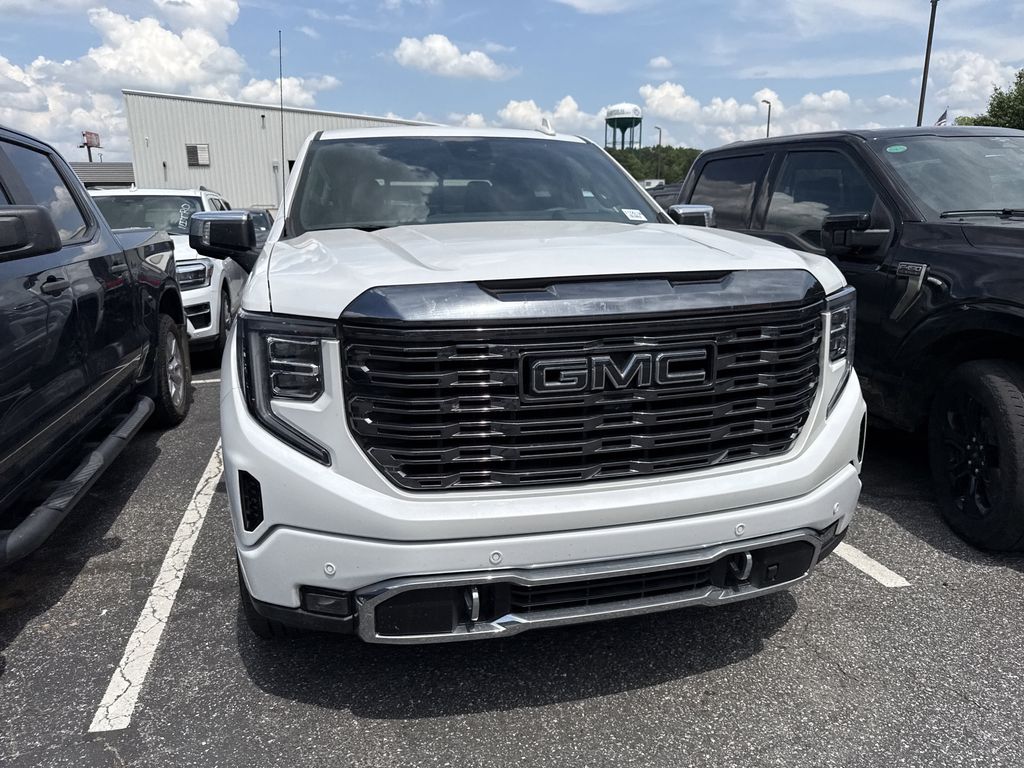 2024 White Frost Tricoat GMC Sierra 1500 Denali Ultimate 4X4 Truck