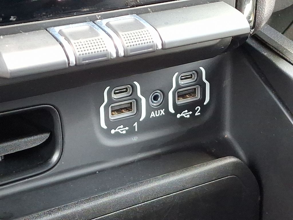 Thumbnail: 2021 RAM 1500 - 25