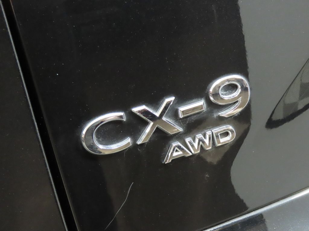 Thumbnail: 2023 Mazda CX-9 - 9