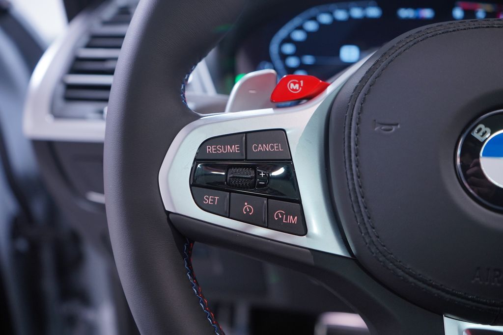 Thumbnail: 2025 BMW X4 - 20