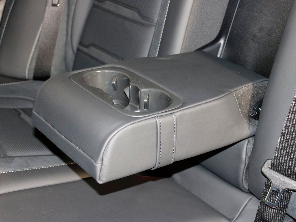 used 2026 Mercedes-Benz GLE car, priced at $87,905